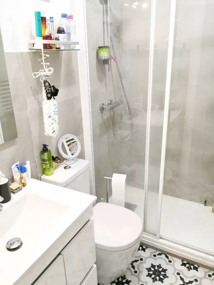 Bathroom of Flat for sale in Madrid  with Heating