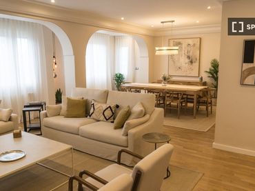 Appartement avec balcon à louer à L'Eixample