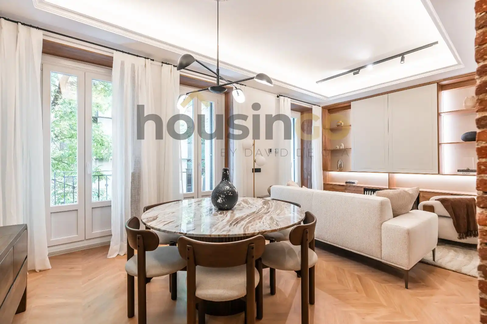 Living room of Flat for sale in Madrid  with Air Conditioner, Heating and Terrace