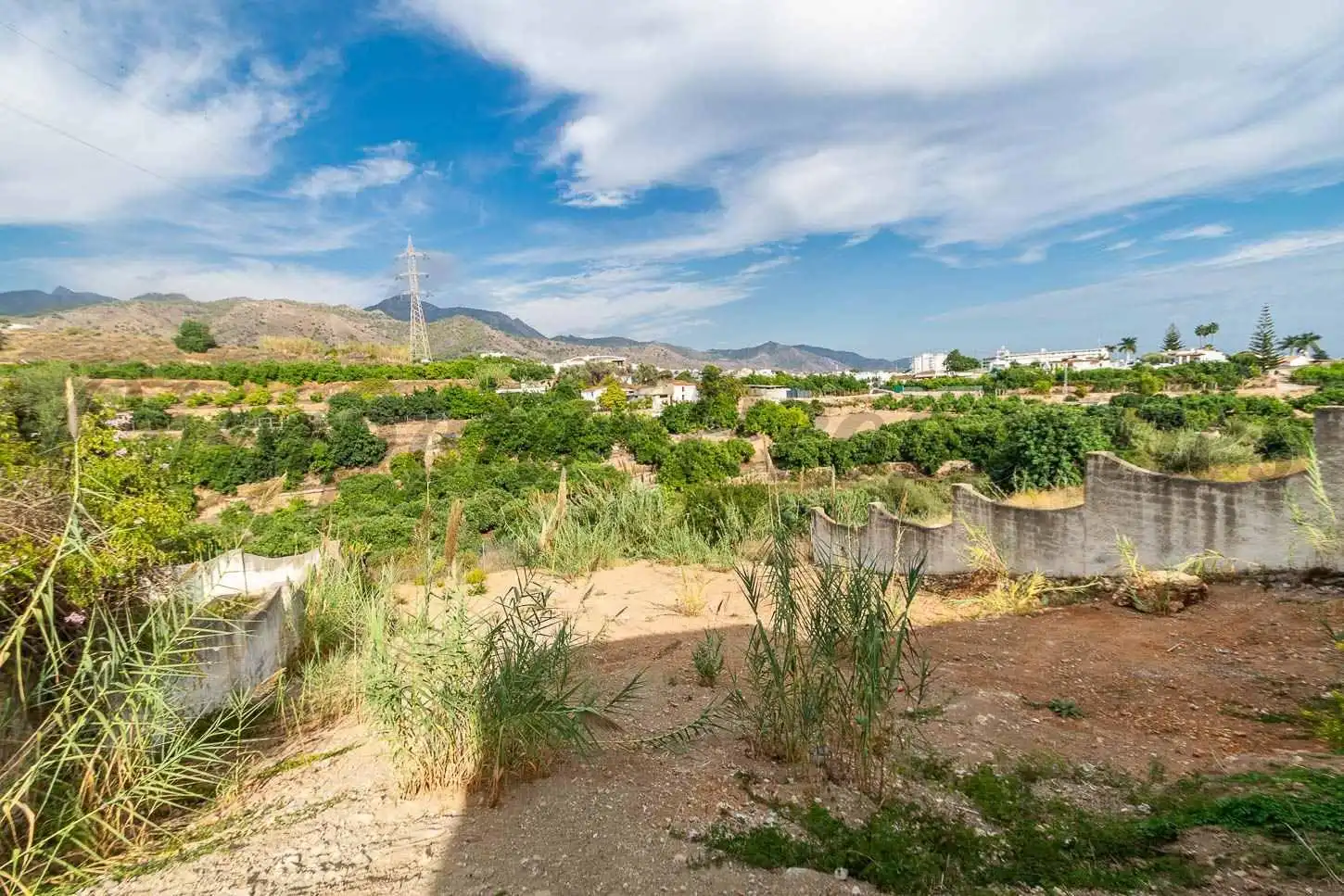 Terreny residencial en venda a Avda Pescia - Ctra de Frigiliana, imagen 2