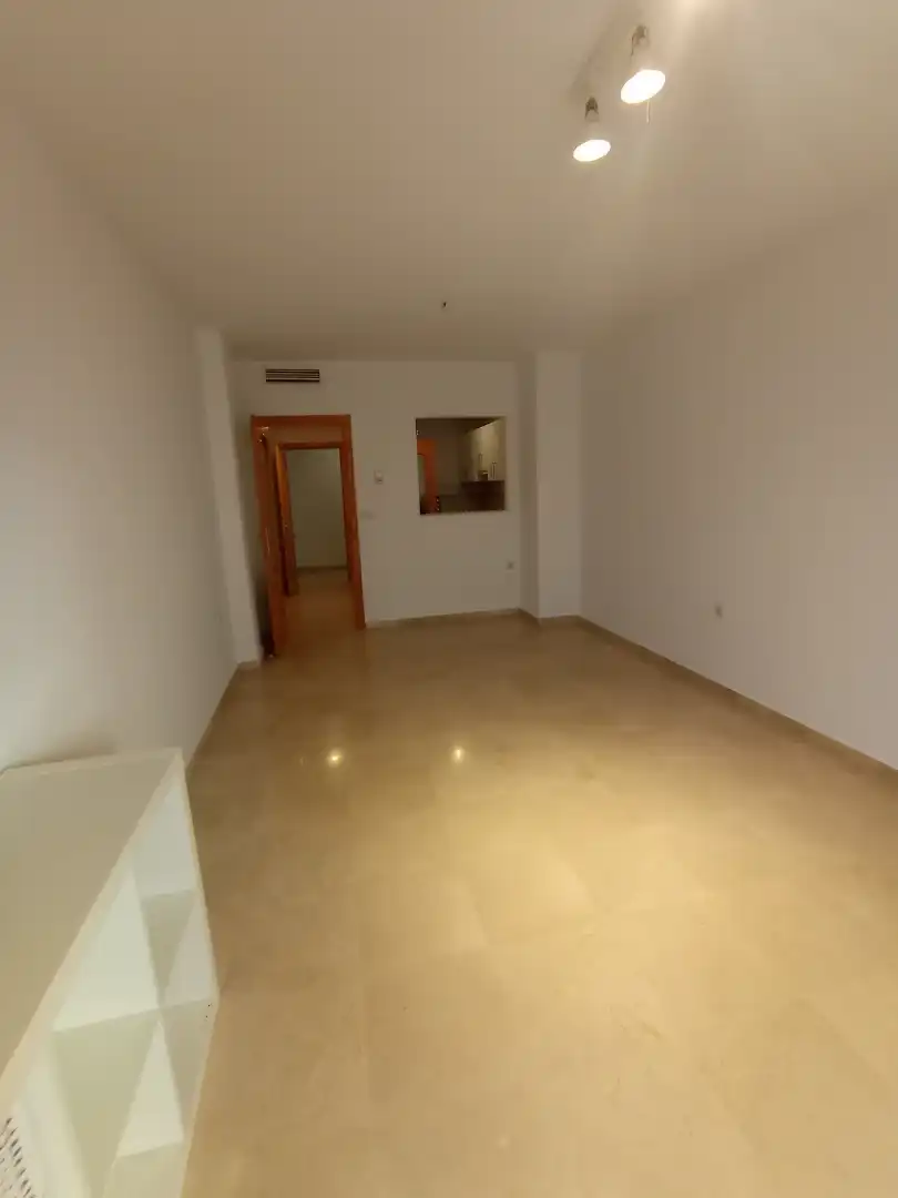 Appartement compact avec ascenseur à louer à Alameda de Capuchinos, imagen 4