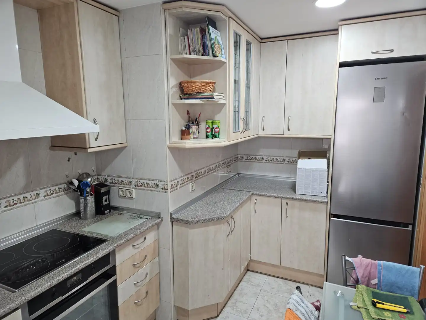 Cocina de Piso de alquiler en Alcalá de Henares con Aire acondicionado, Calefacción y Amueblado