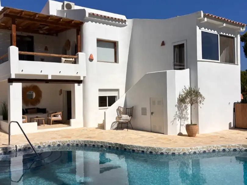 Vista exterior de Casa o xalet en venda en Cap Martí - El Tossalet - Pinomar