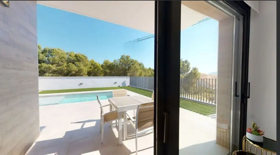Xalet amb piscina en venda a Coloma, imagen 3