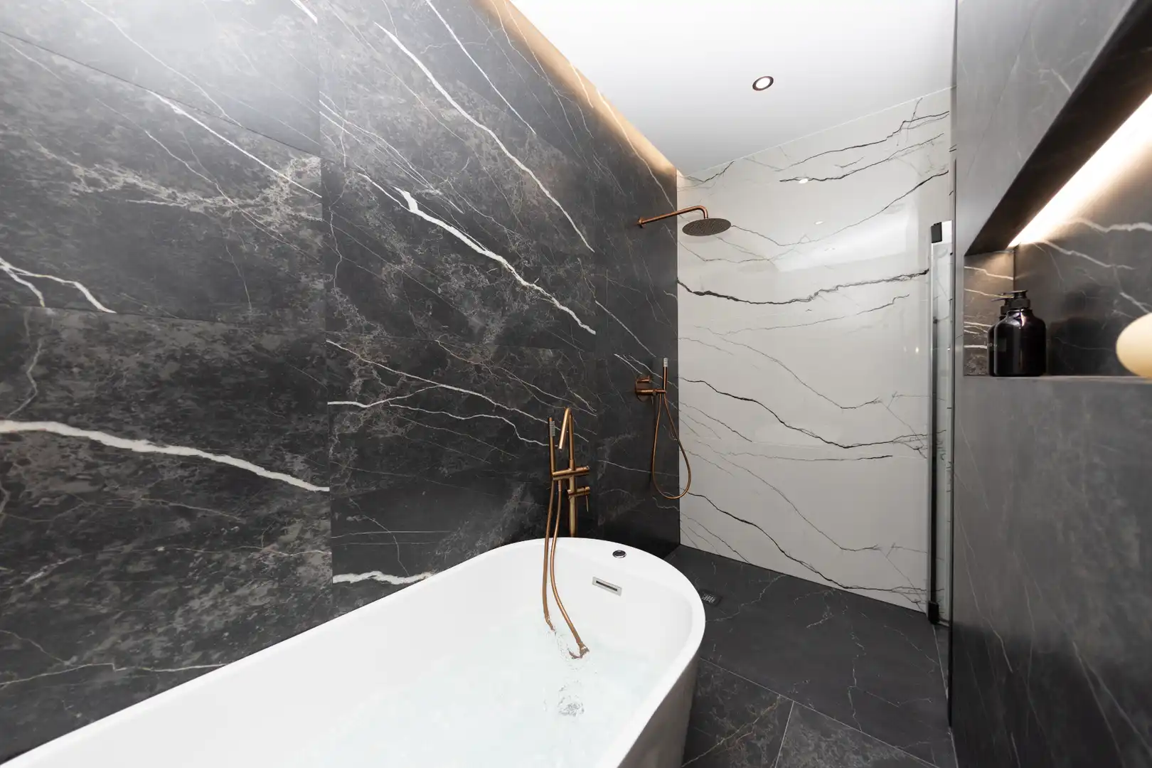 Baño de Piso en venta en Barcelona con Aire acondicionado, Calefacción y Terraza