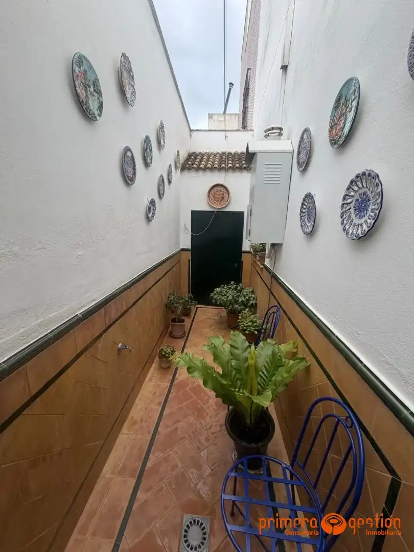 Casa o xalet en venda en Lora del Río amb Aire condicionat i Calefacció