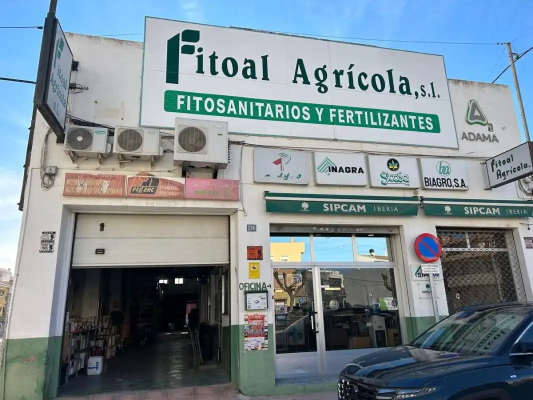 Locale commerciale in vendita a Av. País Valenciano