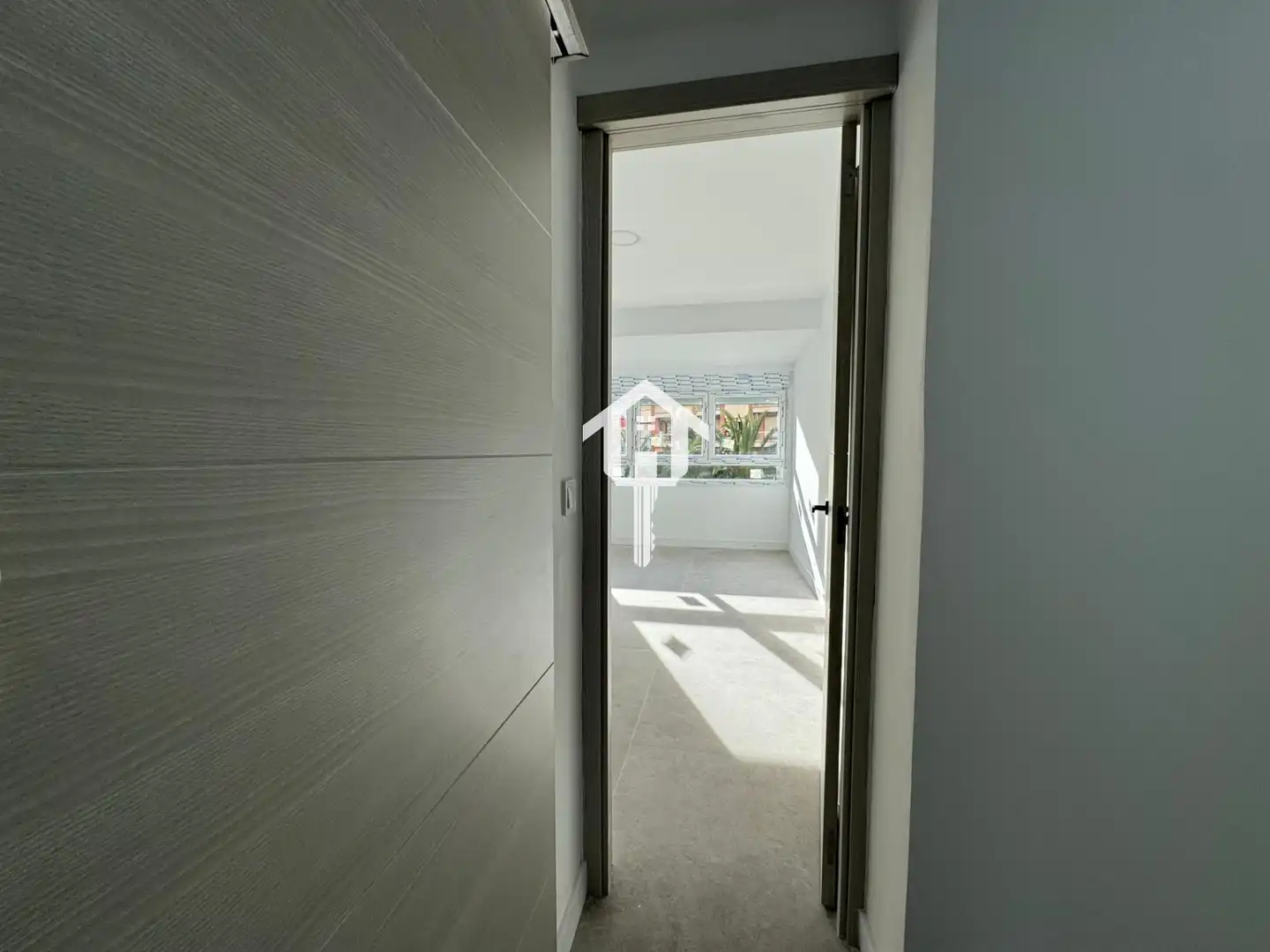 Wohnung zum Verkauf in Alicante / Alacant mit Privatgarten und Terrasse