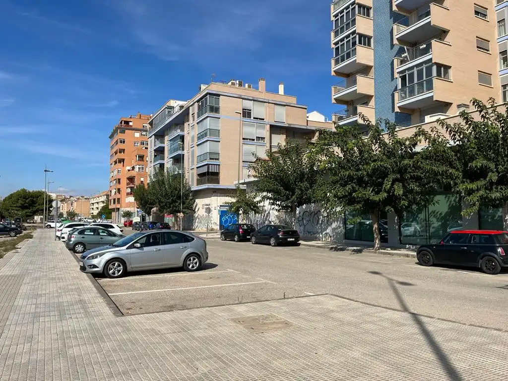 Vista exterior de Local en venta en Cartagena