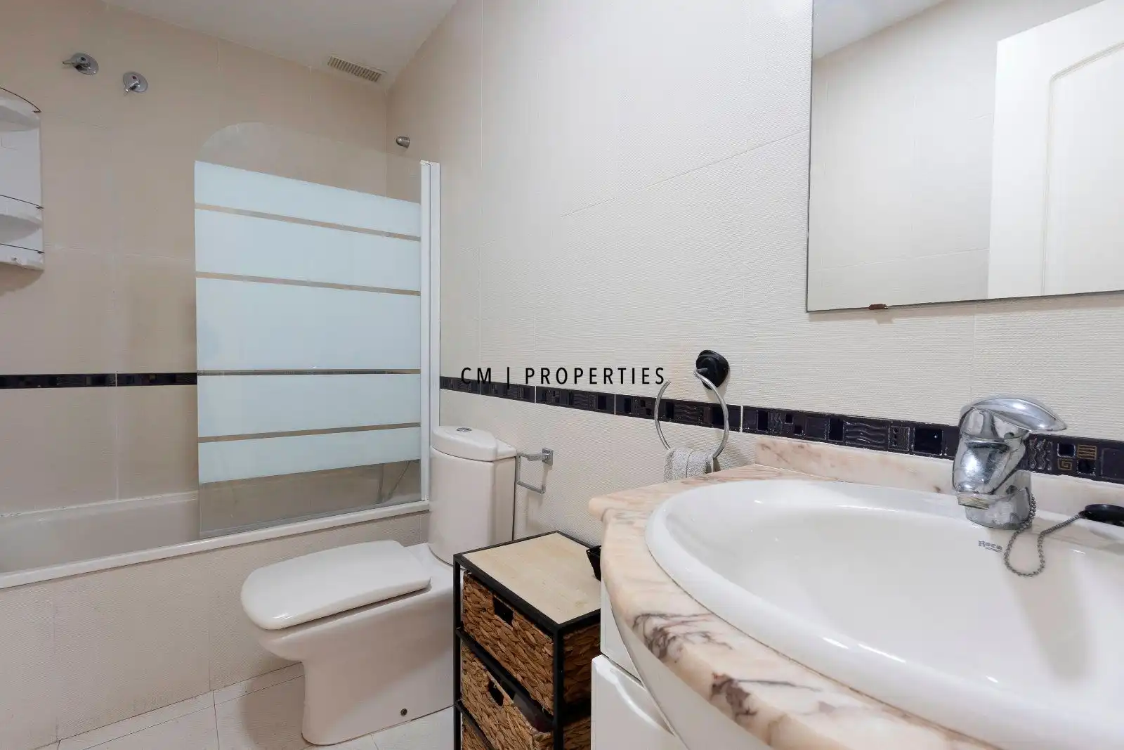 Attic for rent in Salines, de Les, Corinto - Almarda
