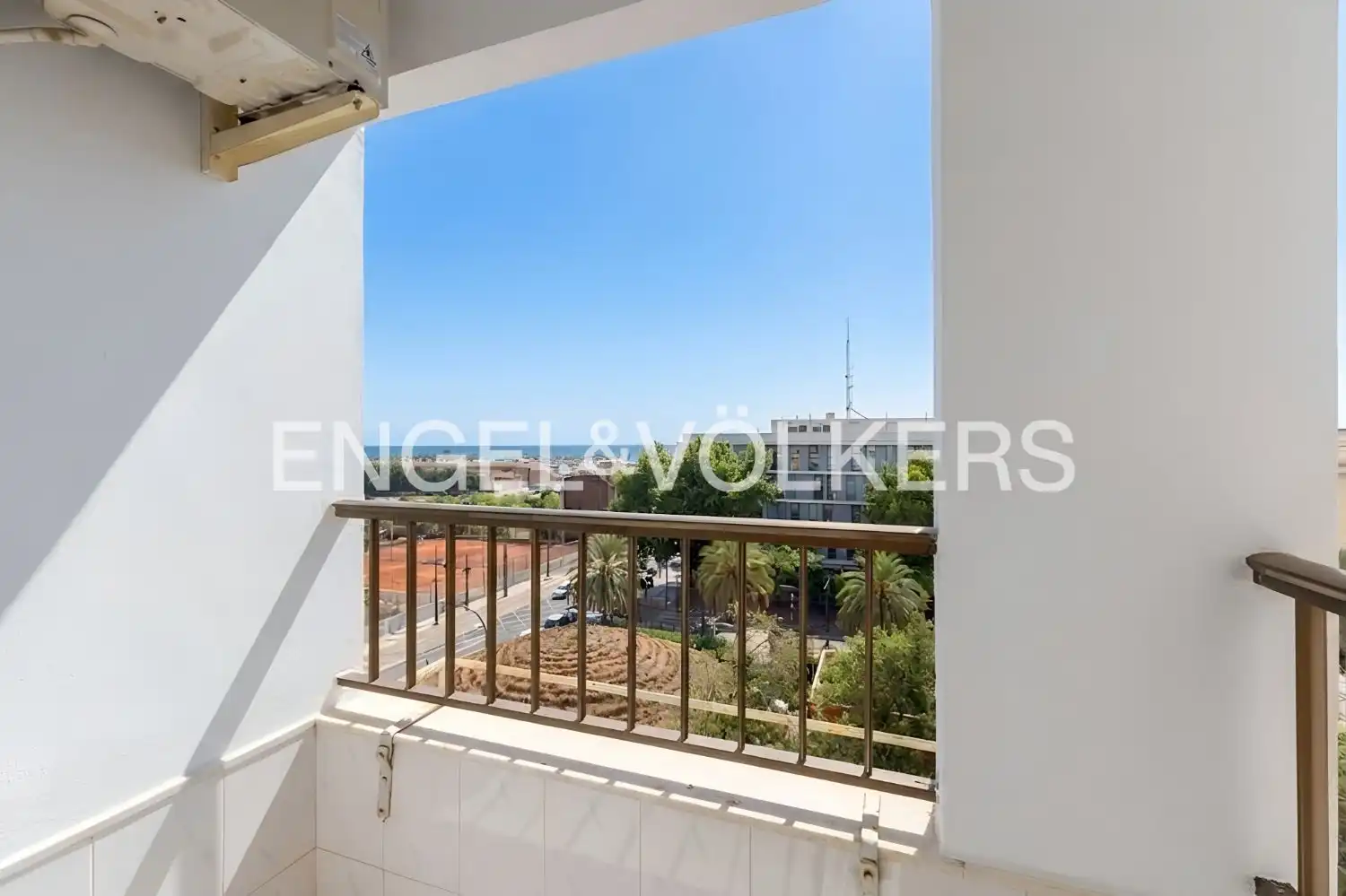 Terrasse von Wohnung zur Miete in Valencia mit Klimaanlage, Heizung und Parkett