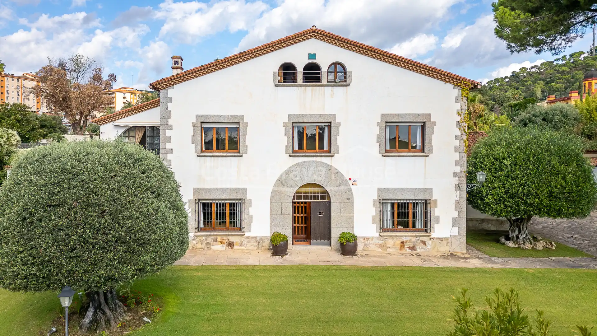 Vista exterior de Casa o xalet en venda en Sant Andreu de Llavaneres amb Calefacció, Jardí privat i Terrassa