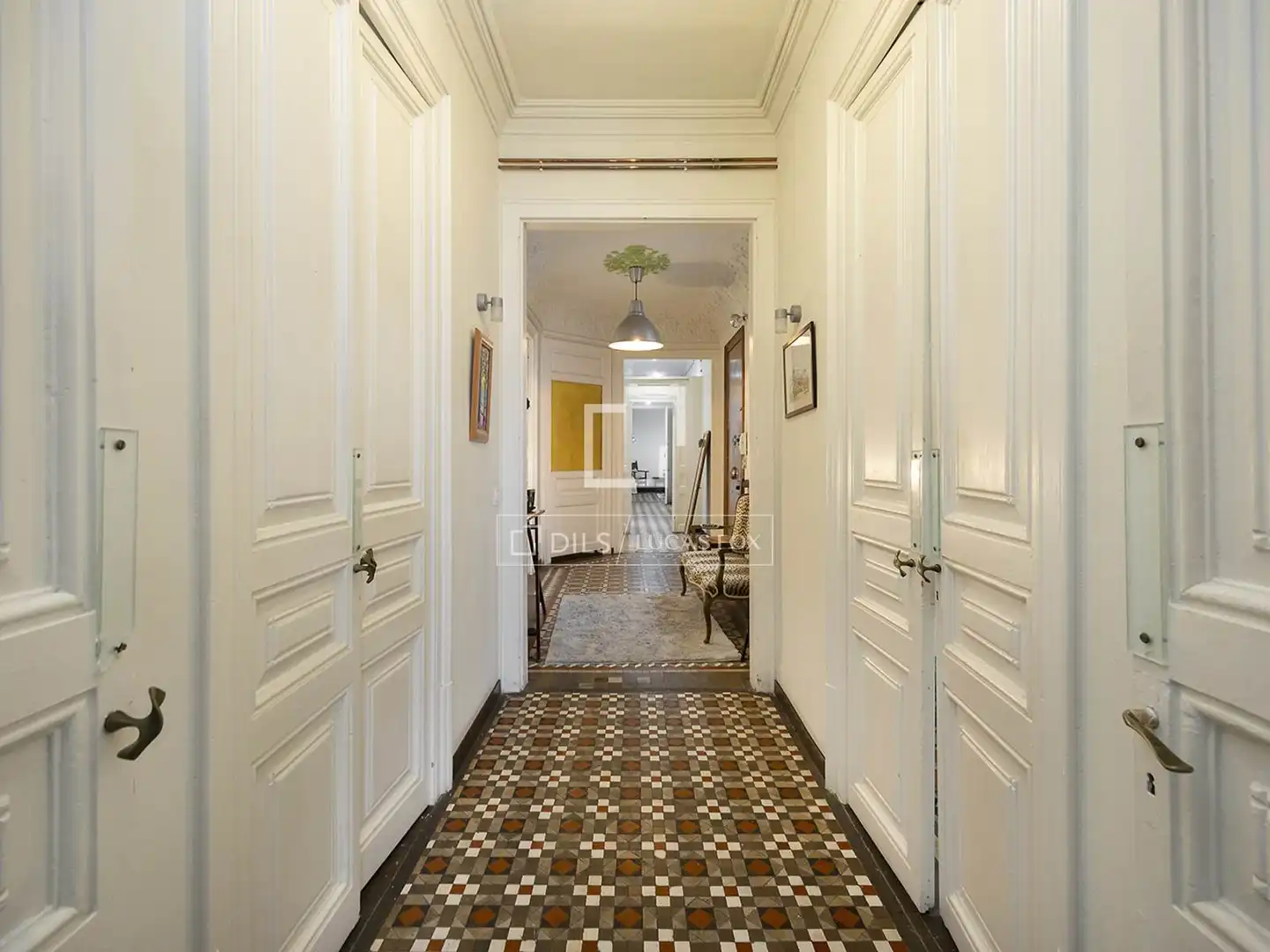 Flat for sale in Barcelona  with Air Conditioner, Heating and Terrace