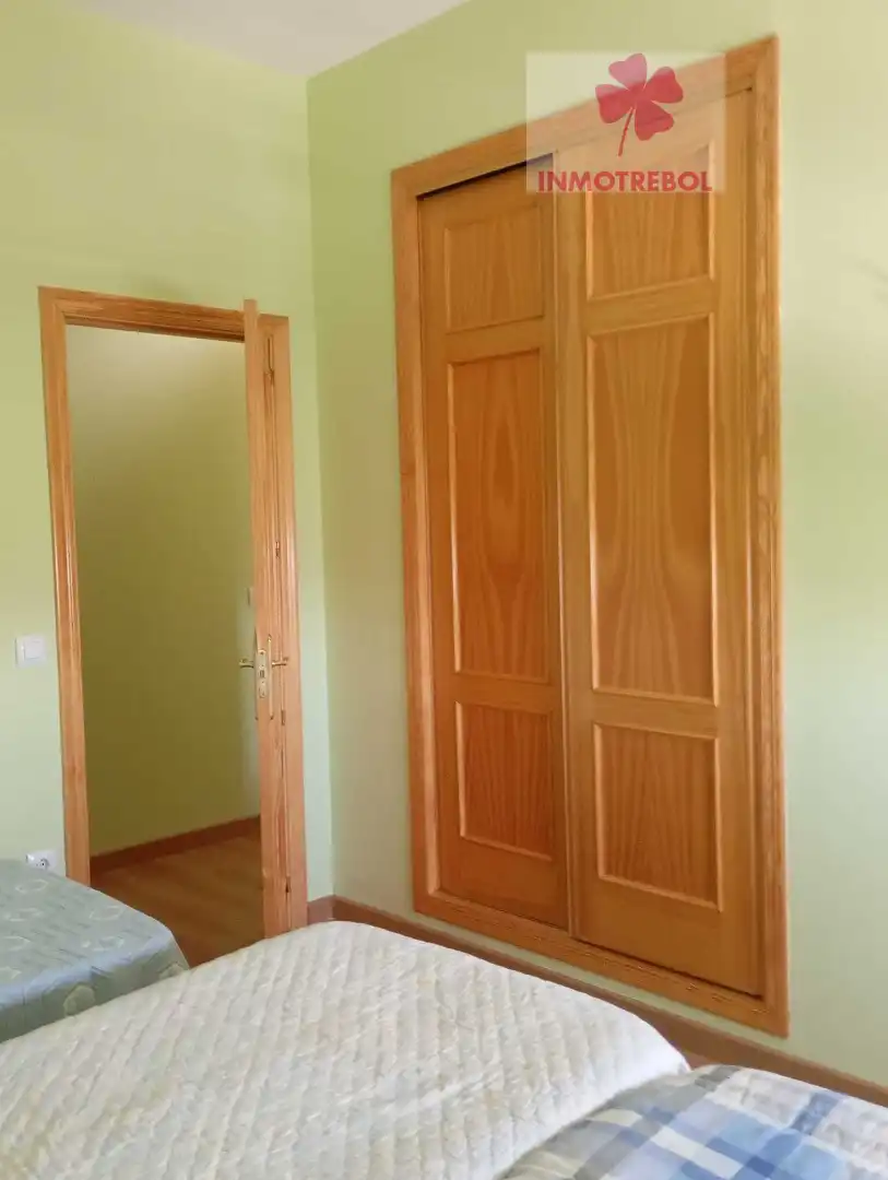 Casa o xalet en venda en Carrión de los Céspedes amb Jardí privat, Parquet i Piscina