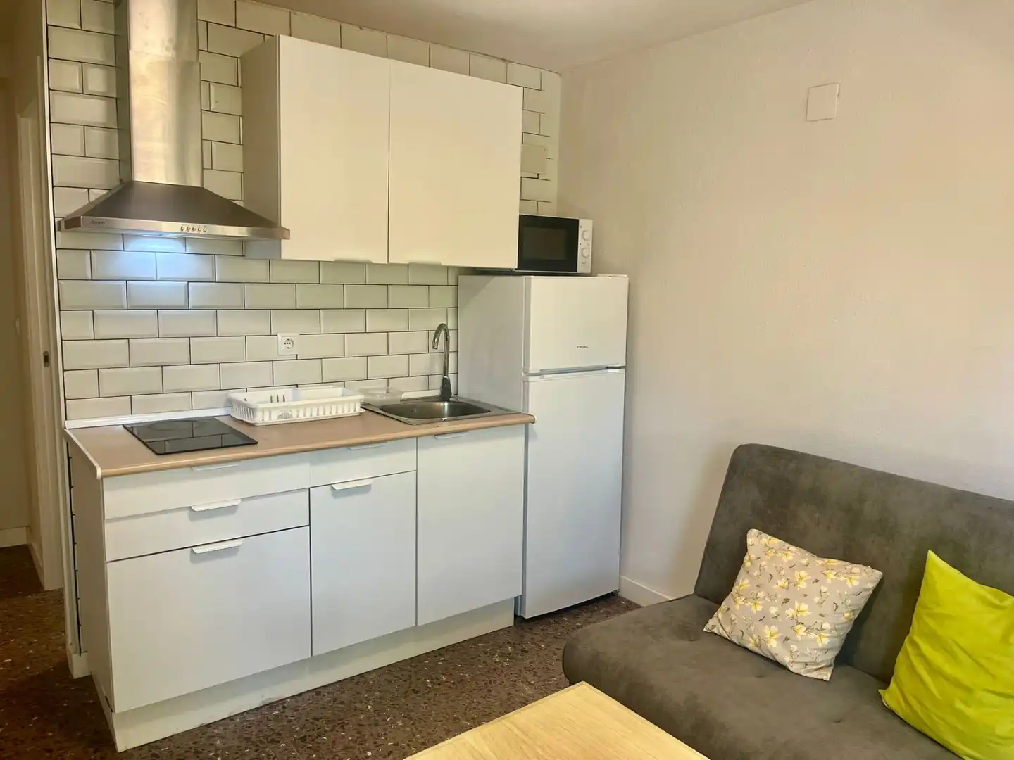Küche von Wohnung zur Miete in Elda mit Klimaanlage, Heizung und Abstellraum
