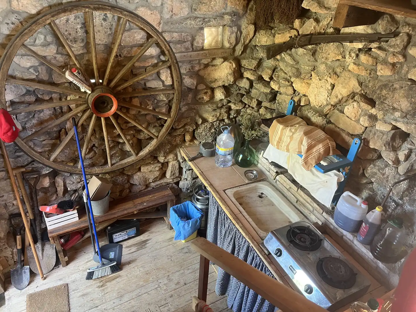 Cocina de Finca rústica en venta en La Pobla de Cérvoles, Lleida