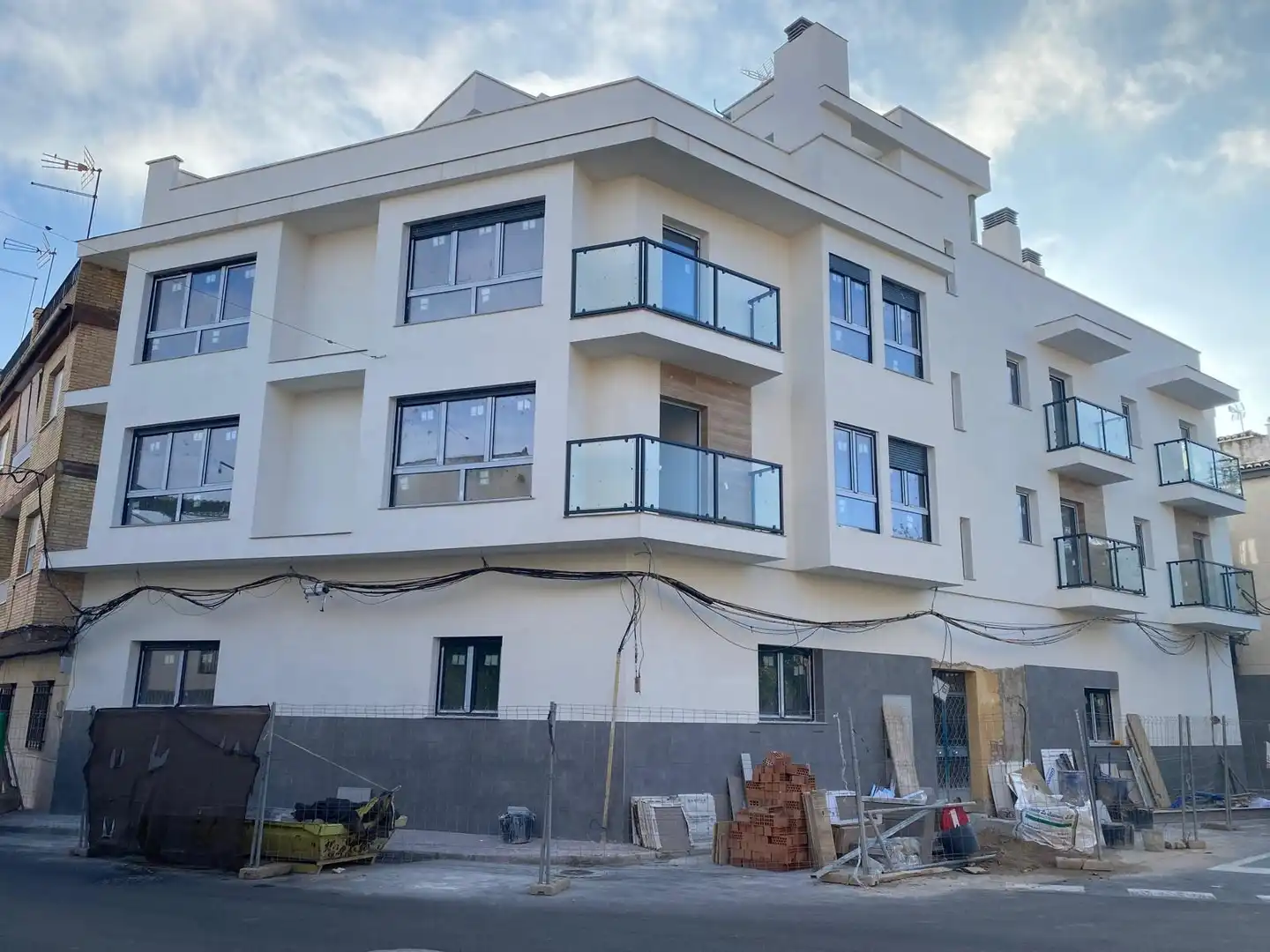Vista exterior de Ático en venta en Armilla con Aire acondicionado, Calefacción y Terraza
