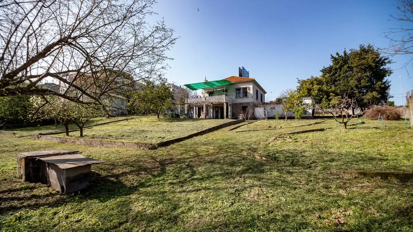 Casa o chalet en venta en A Coruña Capital  con Jardín privado