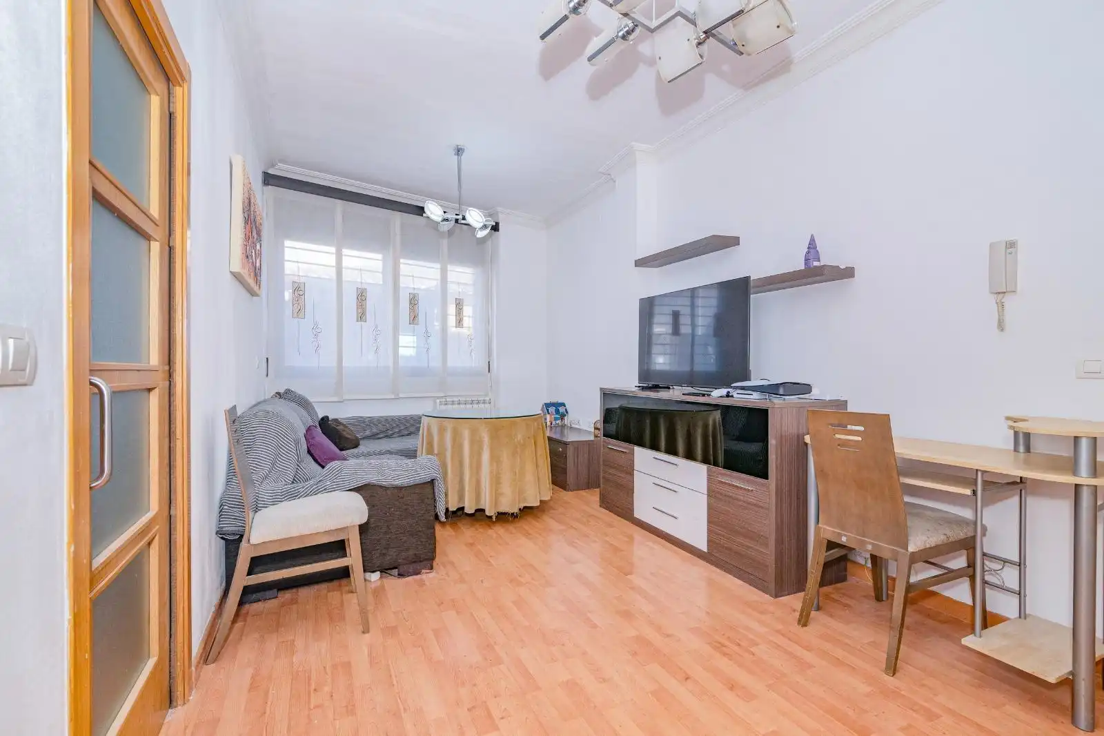 Living room of Flat for sale in Peligros  with Air Conditioner, Heating and Storage room