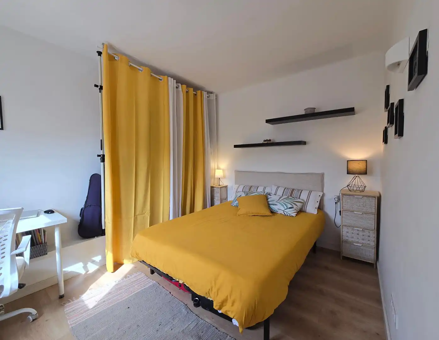 Habitación de Ático en venta en Barcelona con Aire acondicionado, Calefacción y Parquet