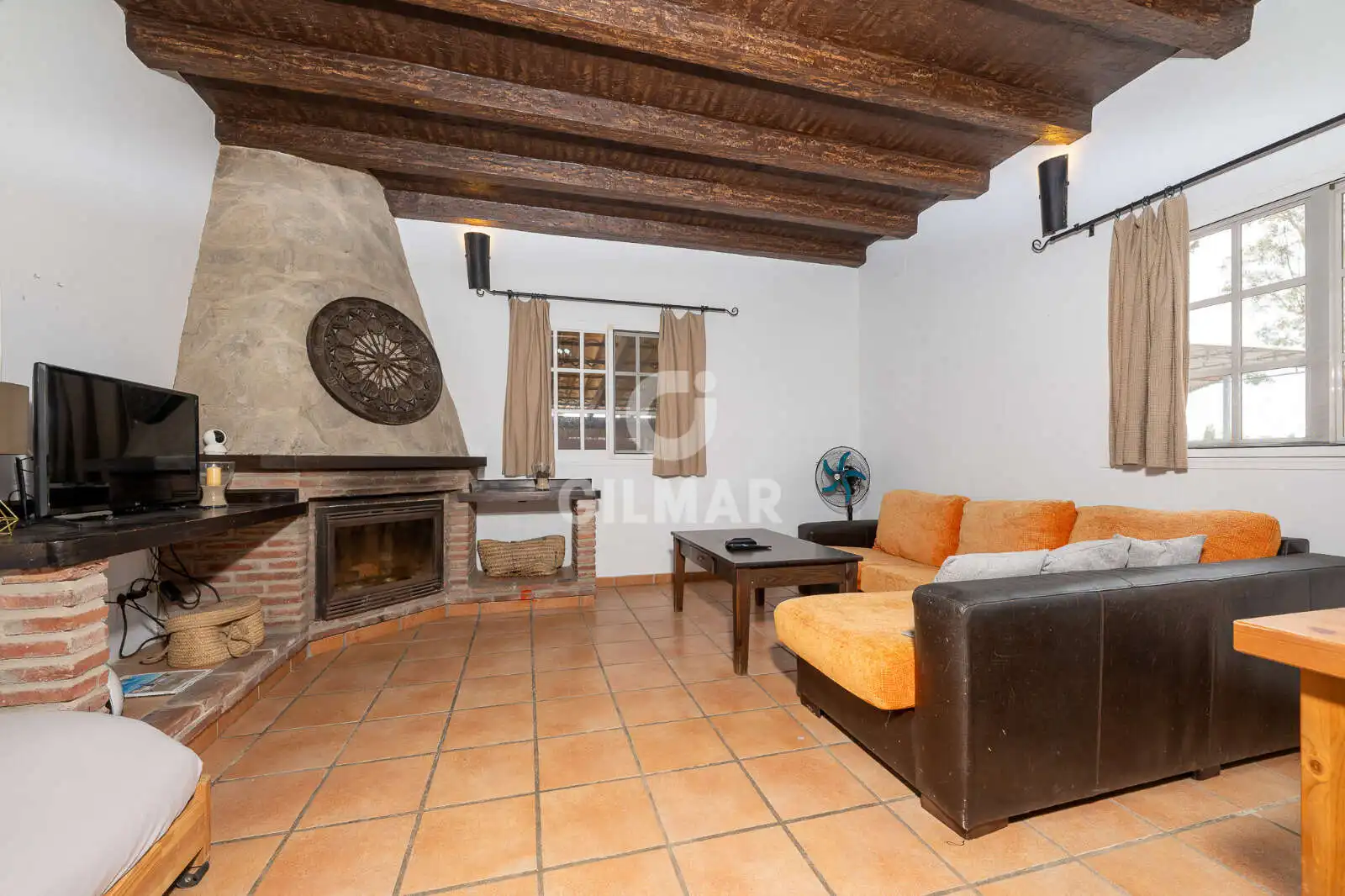 Sala d'estar de Casa o xalet en venda en Vejer de la Frontera amb Calefacció, Jardí privat i Piscina