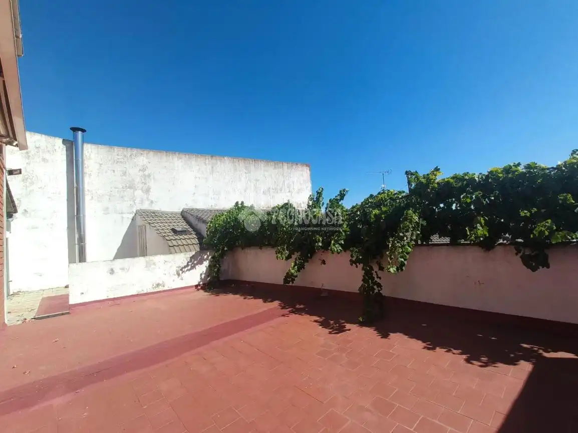 Garden of Houses for sale in Serrada
