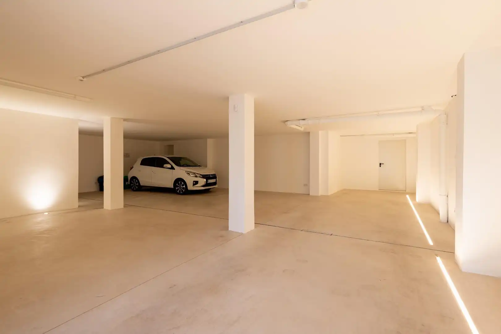 Parking de Casa o chalet en venta en Búger con Aire acondicionado, Calefacción y Jardín privado