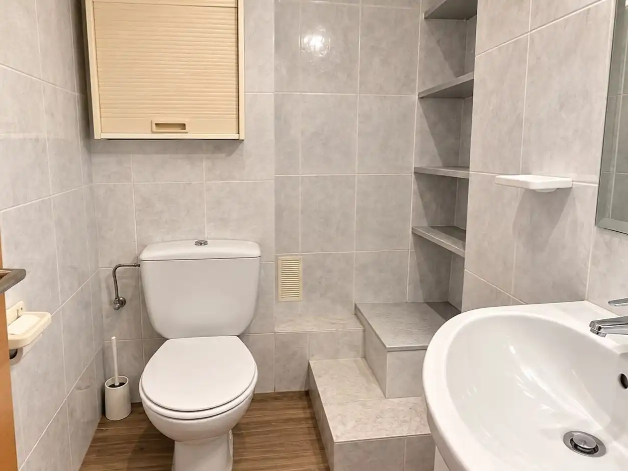Bathroom of Flat for sale in Viladecans  with Air Conditioner and Balcony
