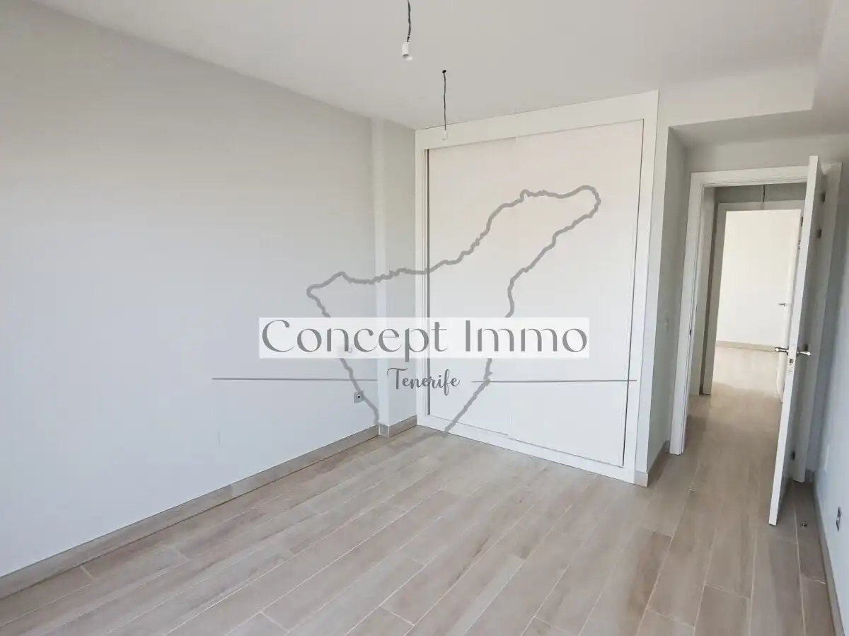 Habitación de Ático en venta en Granadilla de Abona con Terraza, Trastero y Piscina comunitaria