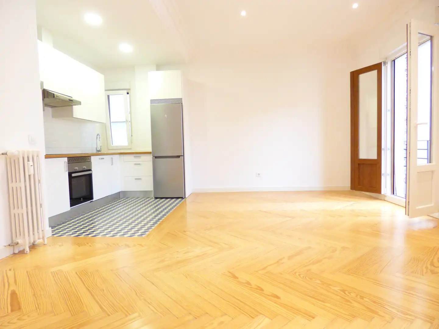 Flat for rent in Madrid - Avenida de Menéndez Pelayo, Ibiza de Madrid