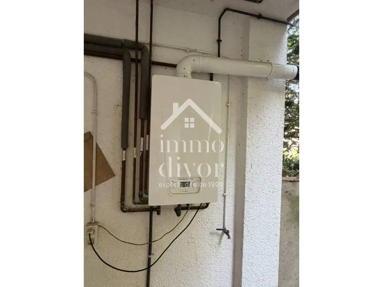 Casa aparellada amb jardí en venda a Centre, imagen 22