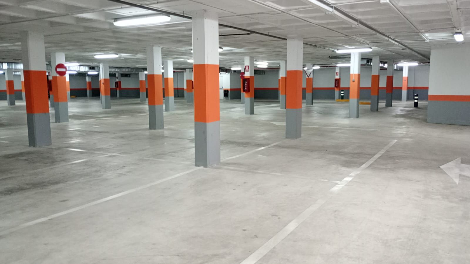 Aparcament de Garatge en venda en Sagunto / Sagunt amb Alarma