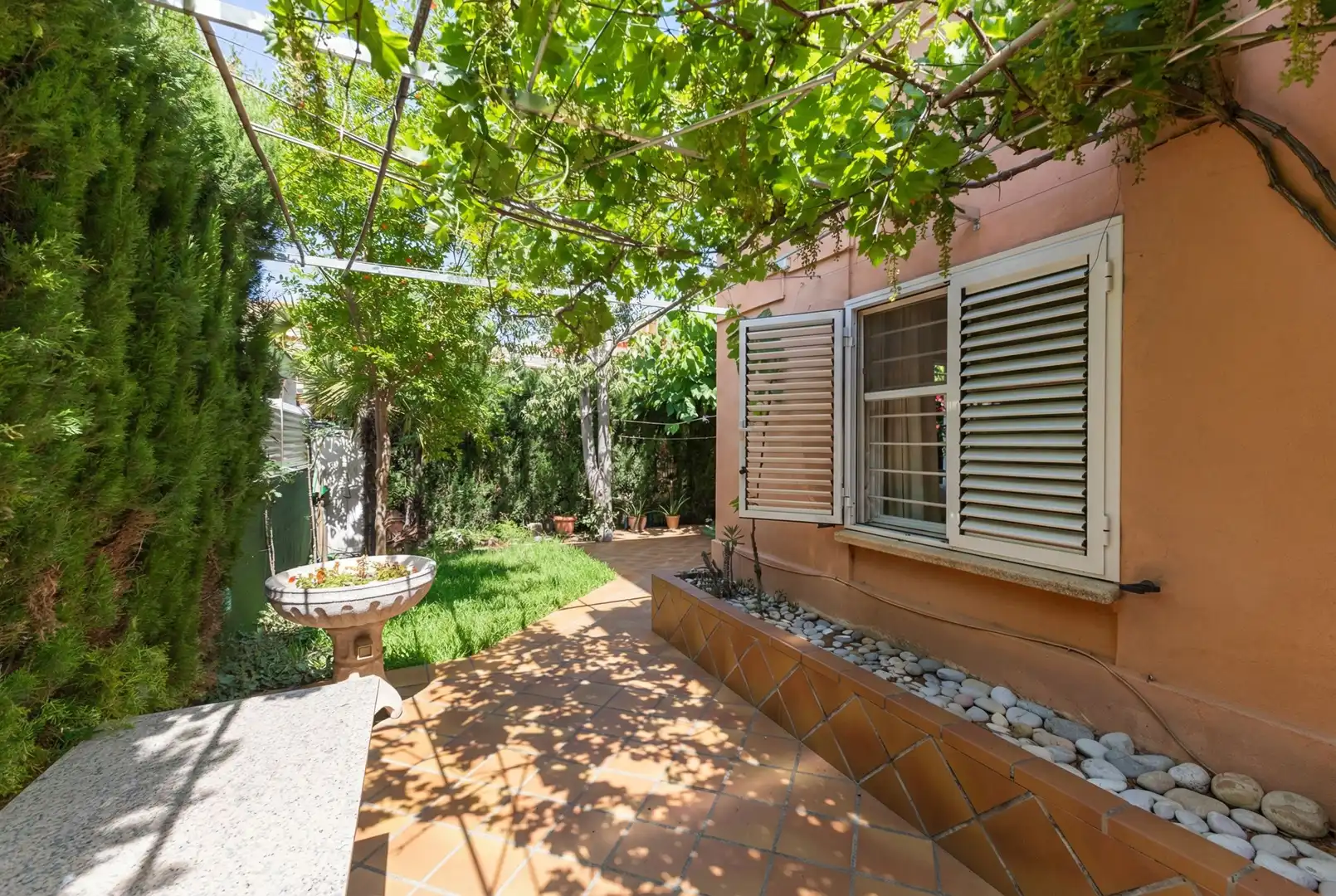 Jardín de Casa o chalet en venta en Castellón de la Plana / Castelló de la Plana con Aire acondicionado, Calefacción y Jardín privado