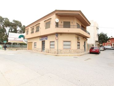 Casa con balcone in vendita a Calle Naranjo