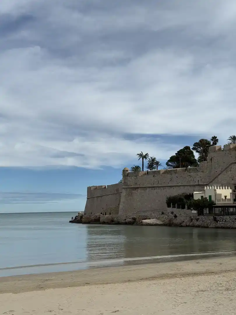 Vista exterior de Casa adosada en venda en Peñíscola / Peníscola amb Balcó
