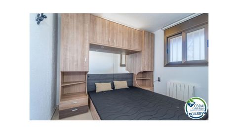 Foto 4 de Piso en venta en Calle de P Calderon de la Barca, 6, Salatar, Roses