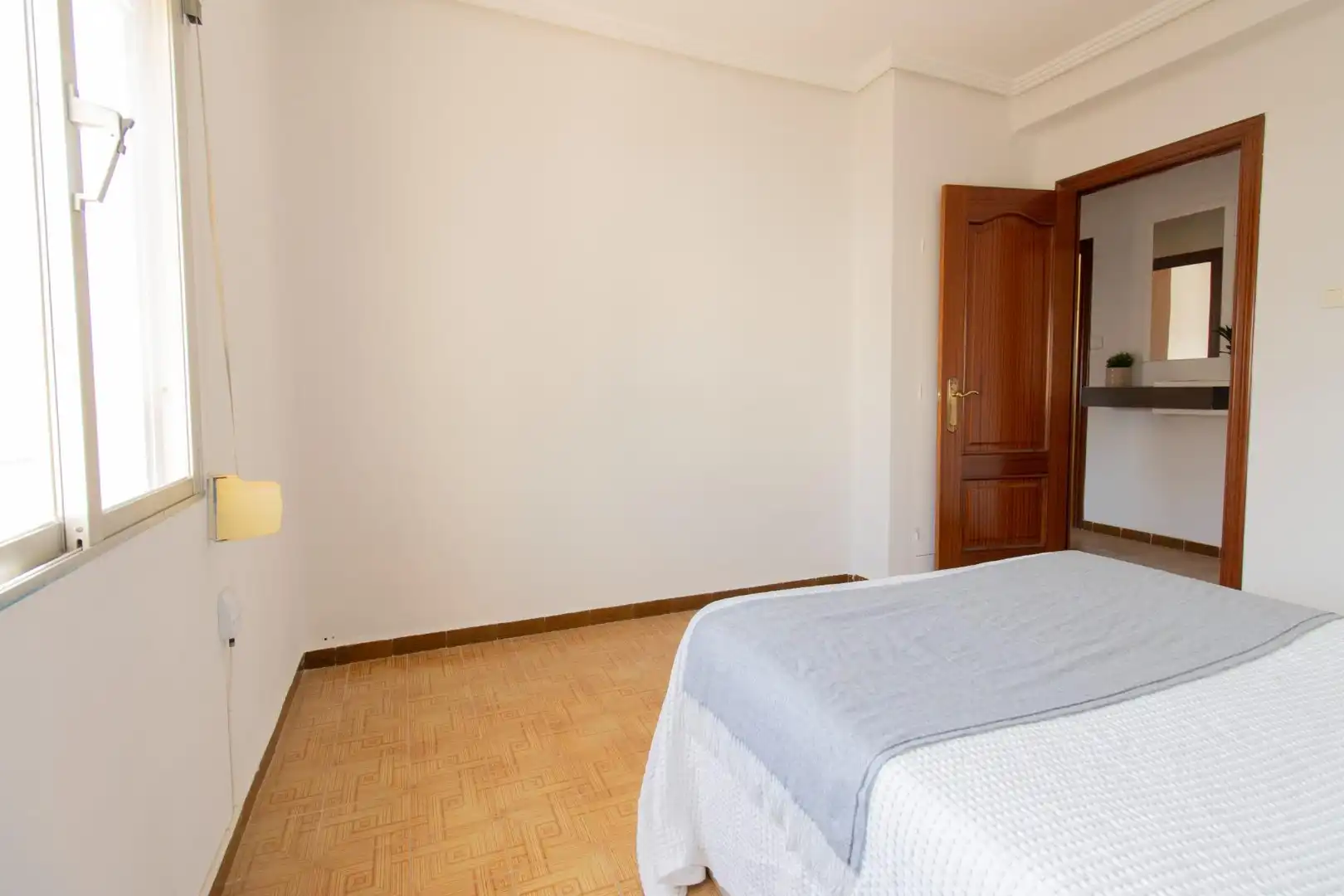Bedroom of Flat for sale in Sagunto / Sagunt  with Furnished and Balcony