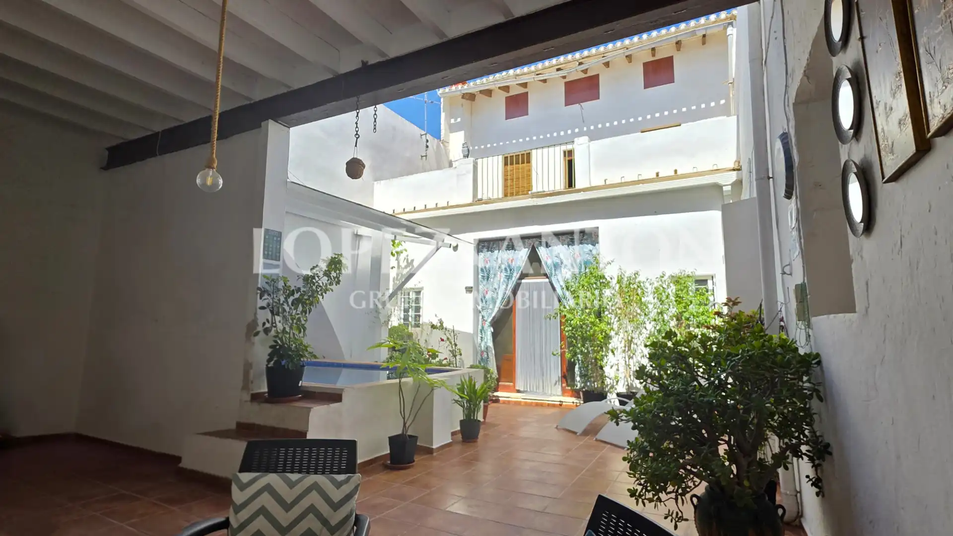 Exterior view of Detached homes for sale in La Pobla de Vallbona  with Air Conditioner, Terrace and Swimming Pool