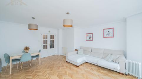 Photo 2 of Flat for sale in Calle de Fuendetodos, El Arroyo - La Fuente, Madrid