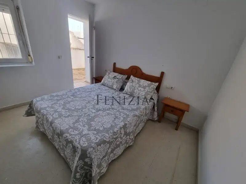Schlafzimmer von Wohnungen zur Miete in Cádiz mit Terrasse, Möbliert und Ofen
