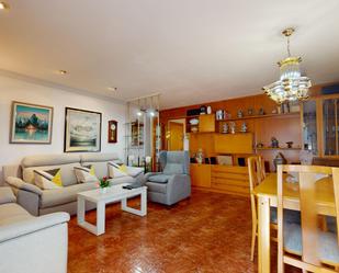 Living room of Flat for sale in  Barcelona Capital  with Air Conditioner, Heating and Balcony