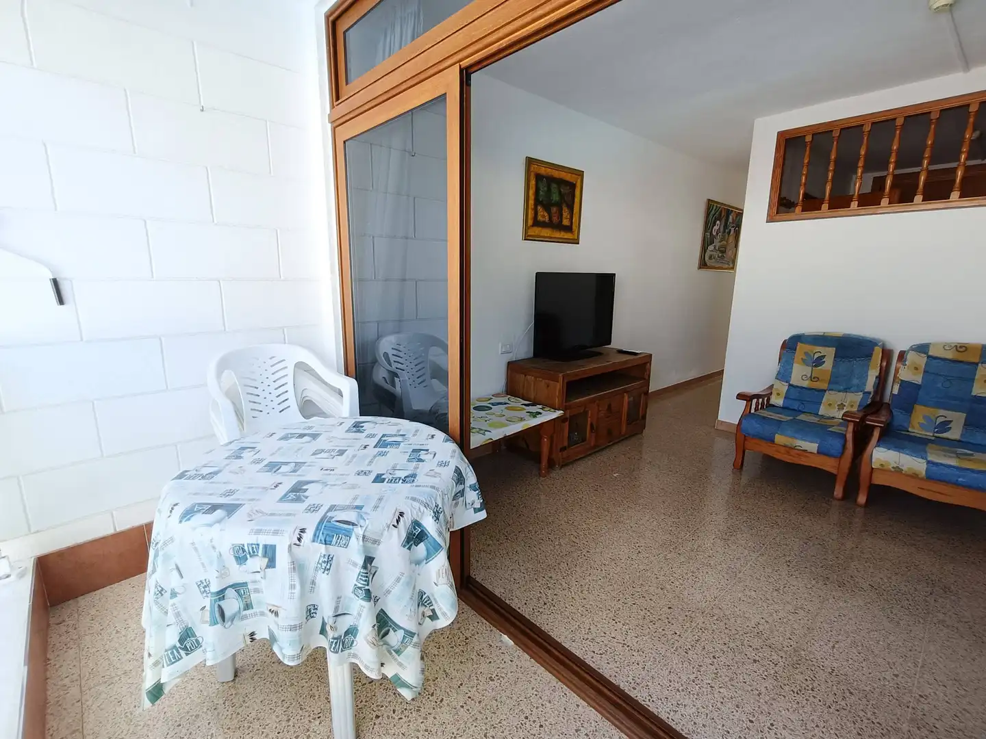 Sala de estar de Apartamento de alquiler en San Bartolomé de Tirajana con Aire acondicionado, Amueblado y Balcón