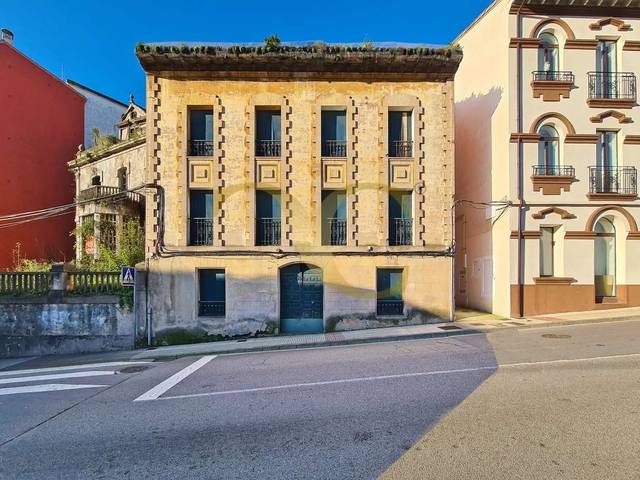 Edificio en Venta en Avenida de Bernardo Alfageme en Carreño