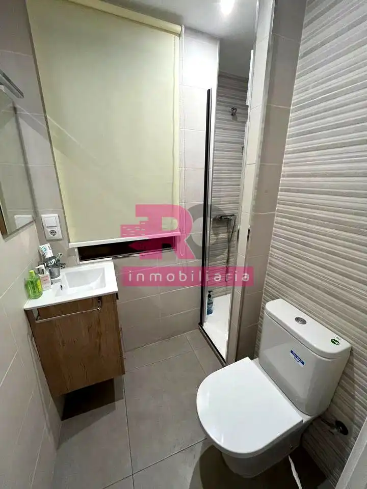 Flat for rent in Salesas
