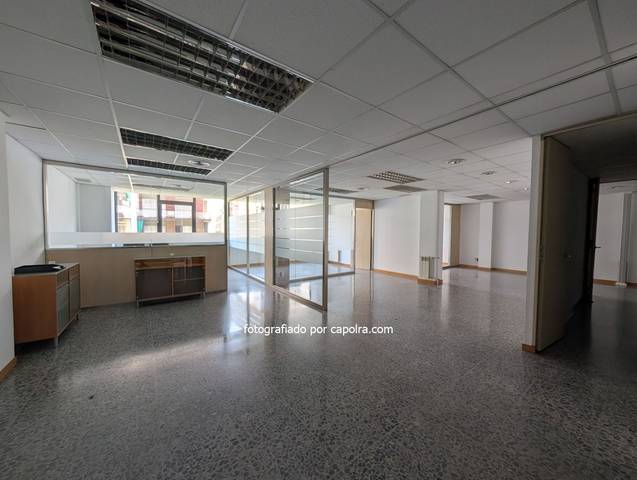 Oficina en Alquiler en Tuset en Sant Gervasi- Galvany