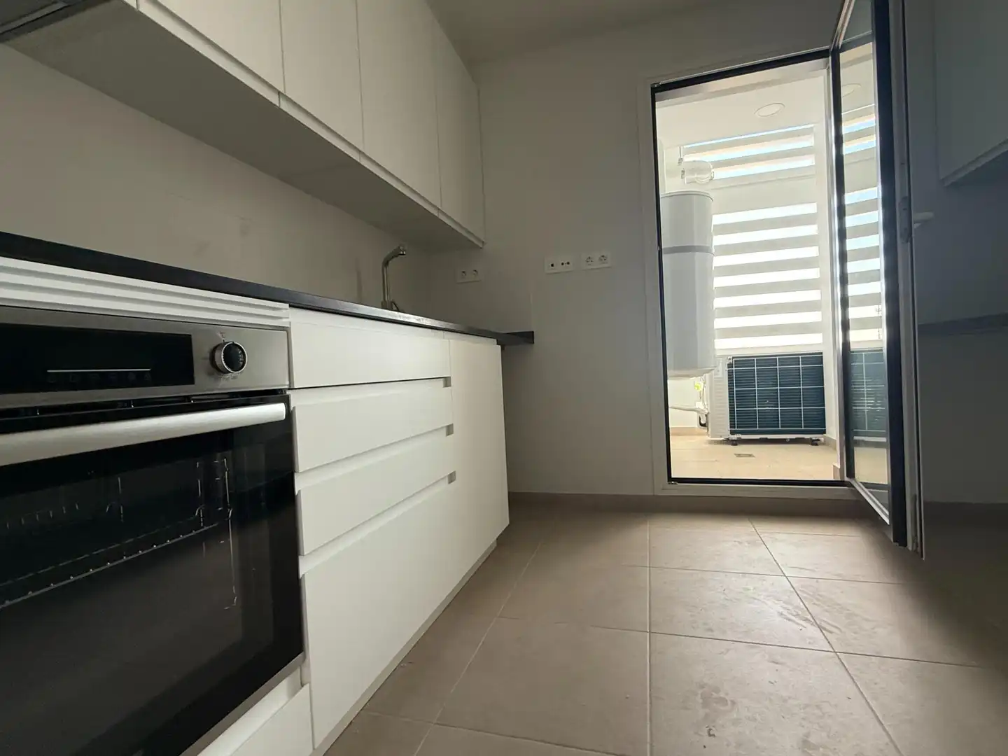 Küche von Wohnung zur Miete in Sevilla mit Klimaanlage