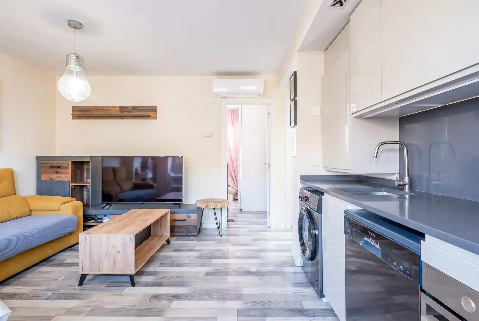 Kitchen of Attic for sale in Zaragoza  with Air Conditioner, Heating and Terrace