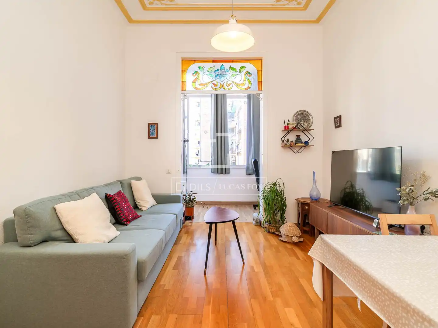 Sala d'estar de Pis en venda en Barcelona amb Aire condicionat, Calefacció i Balcó
