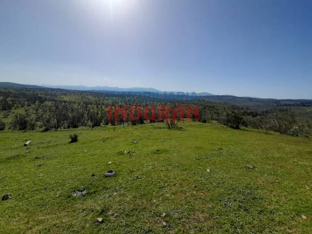 Casa-chalet en Venta en Valdelacasa de Tajo