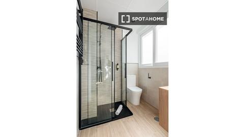 Foto 3 de Estudi per a compartir a Conde Orgaz - Piovera, Madrid